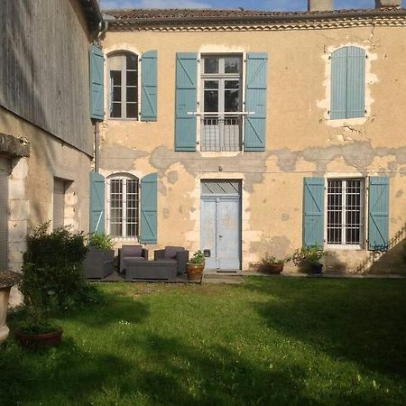 Ancien Presbytere Au Coeur Du Village Mauvezin  エクステリア 写真