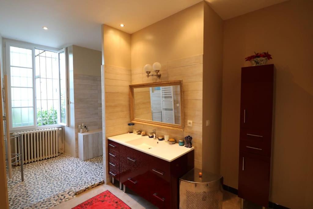 Ancien Presbytere Au Coeur Du Village Mauvezin  エクステリア 写真