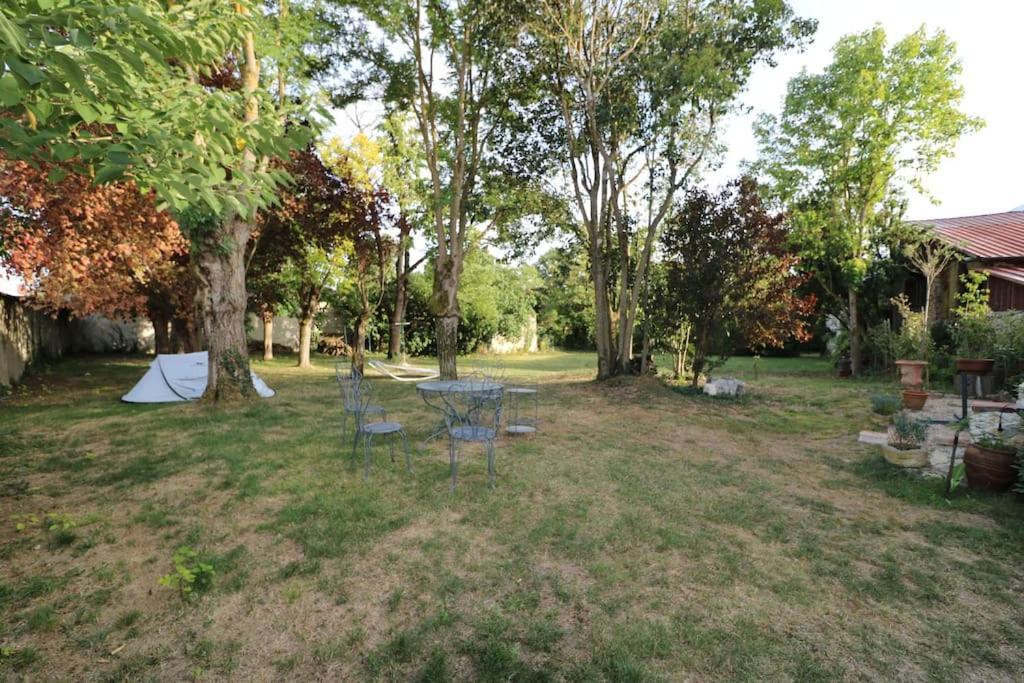 Ancien Presbytere Au Coeur Du Village Mauvezin  エクステリア 写真