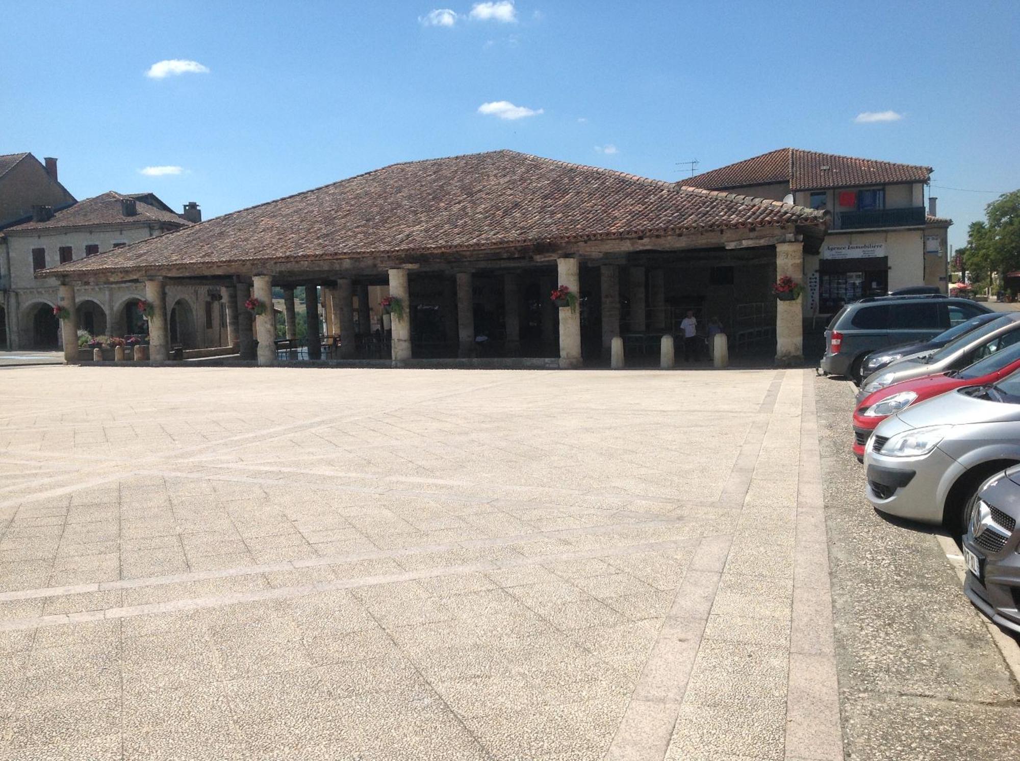 Ancien Presbytere Au Coeur Du Village Mauvezin  エクステリア 写真